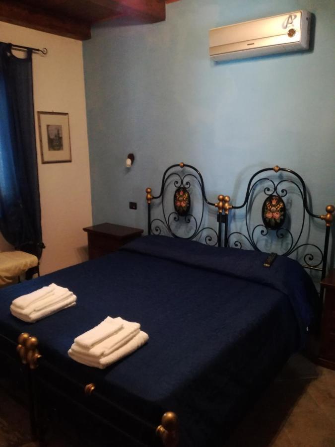 B&B Funtanadetalia Olmedo Kültér fotó